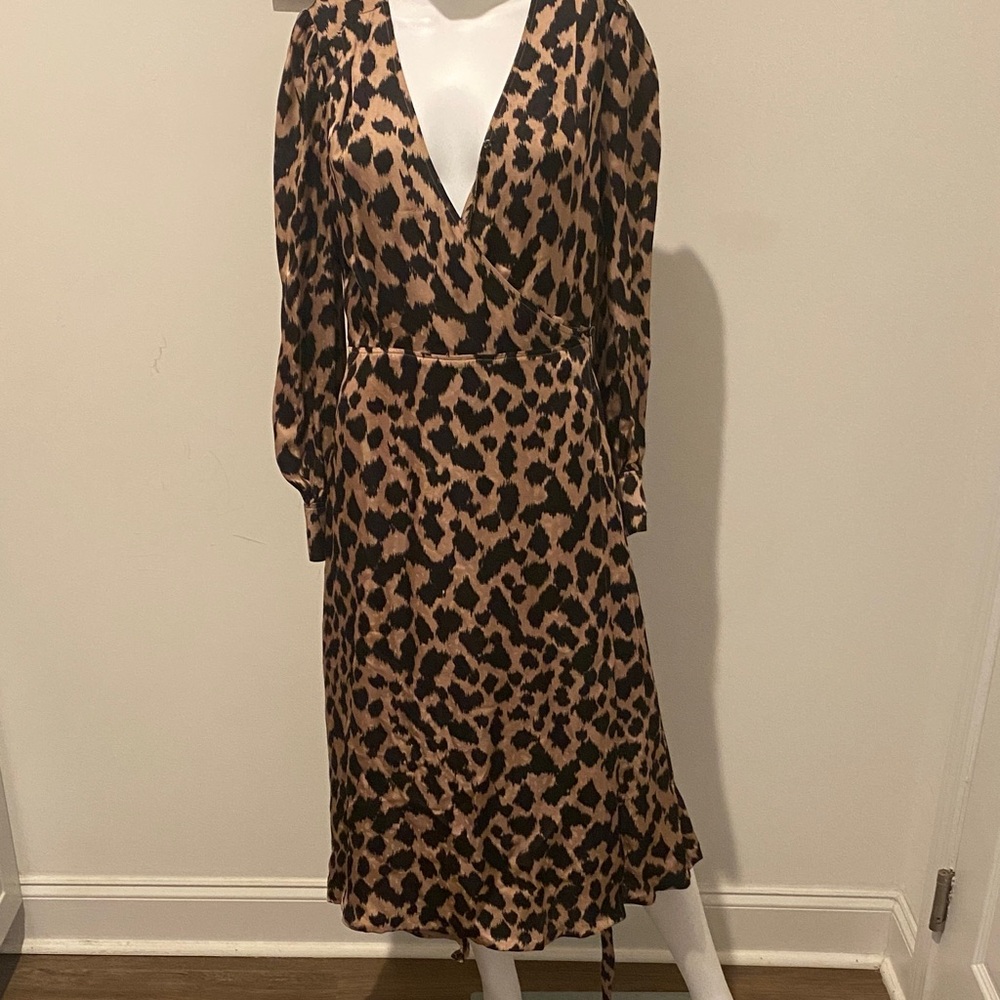 Brooks Brothers Tan and Black Leopard Print Long Sleeve Dress